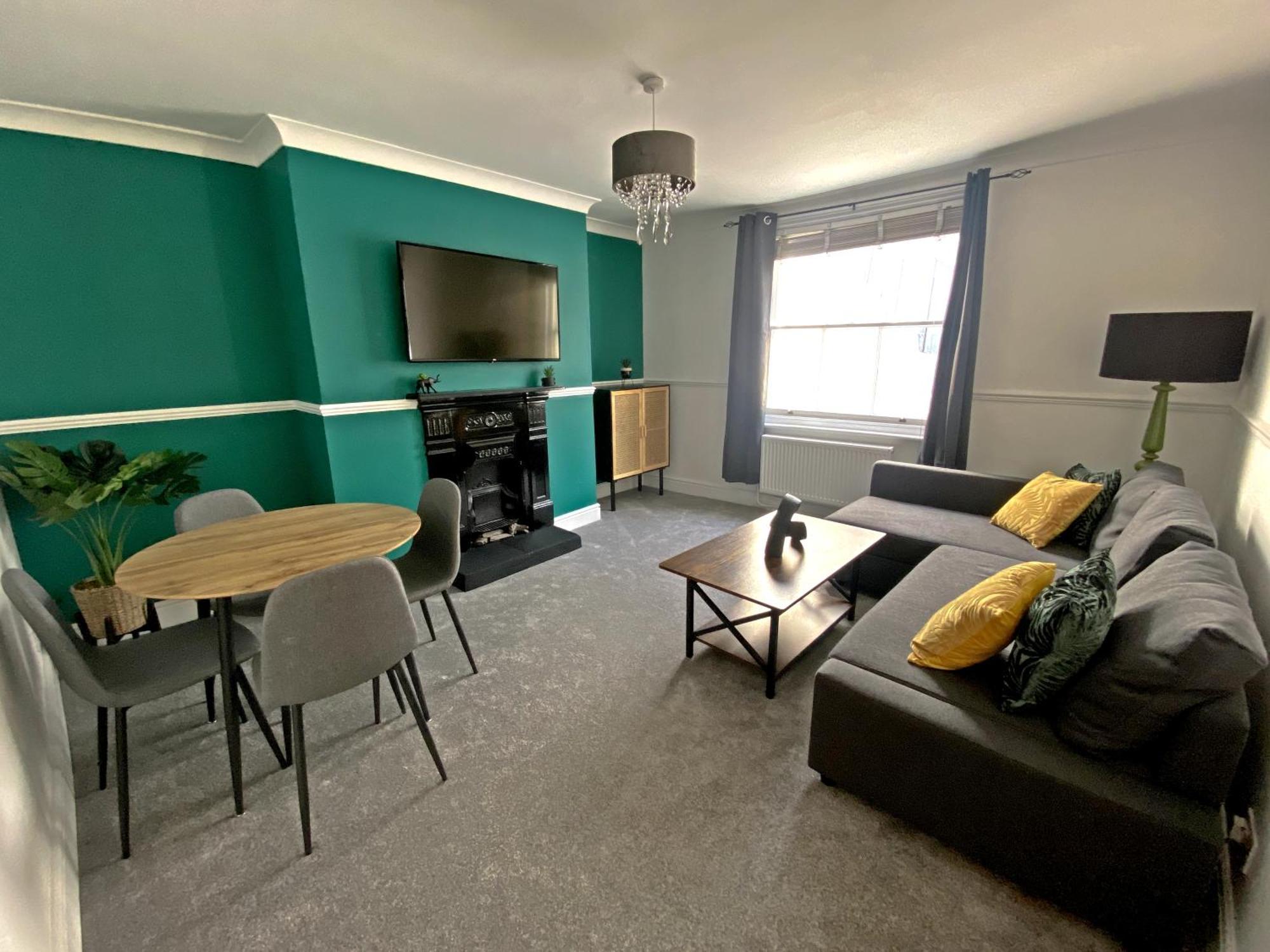 בורנמות' Bamboo Guesthouse מראה חיצוני תמונה