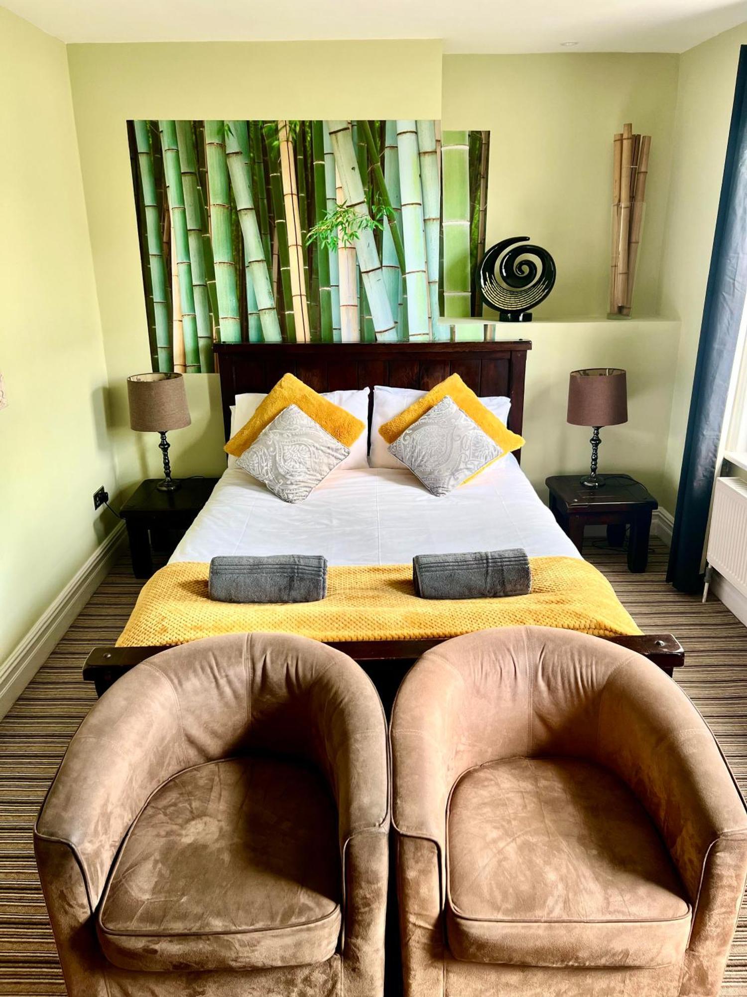 בורנמות' Bamboo Guesthouse מראה חיצוני תמונה