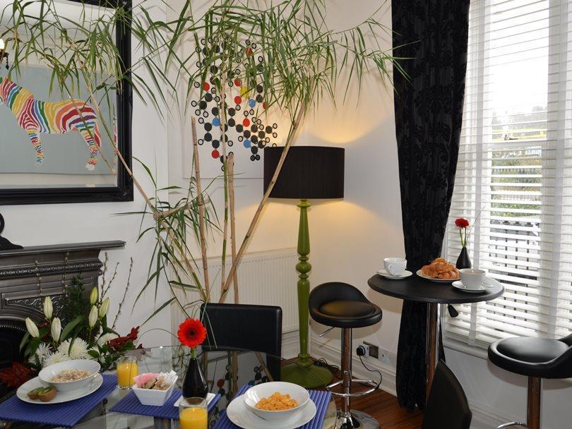 בורנמות' Bamboo Guesthouse מראה חיצוני תמונה