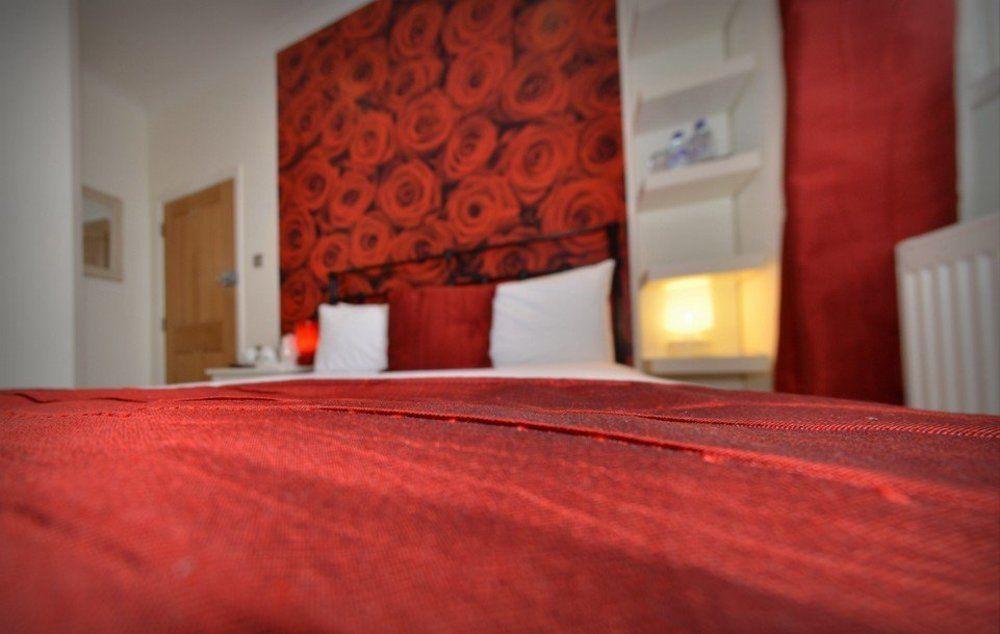 בורנמות' Bamboo Guesthouse מראה חיצוני תמונה
