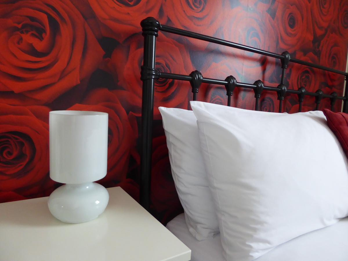 בורנמות' Bamboo Guesthouse מראה חיצוני תמונה