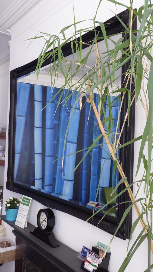 בורנמות' Bamboo Guesthouse מראה חיצוני תמונה